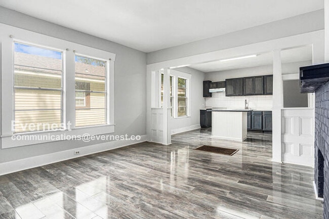 Foto del edificio - 1309 Woodland Ave SW