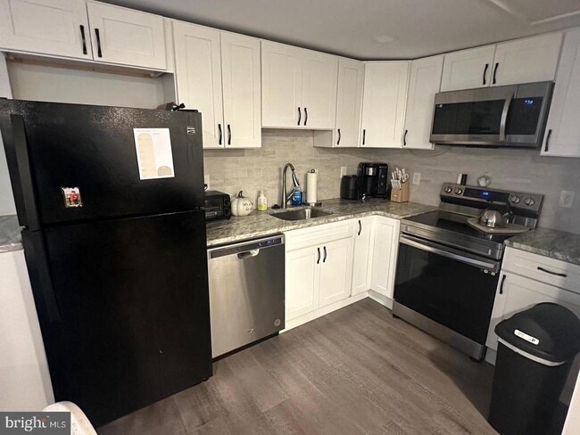 Foto del edificio - 1054 Avenue B