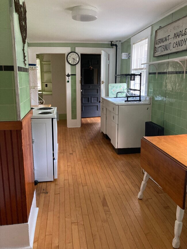 Kitchen - 57 Congress St