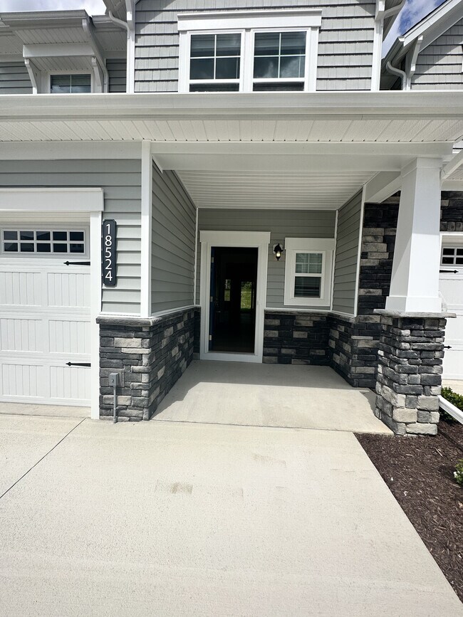 Building Photo - 18524 Palisades Ridge Moseley, VA 23120
