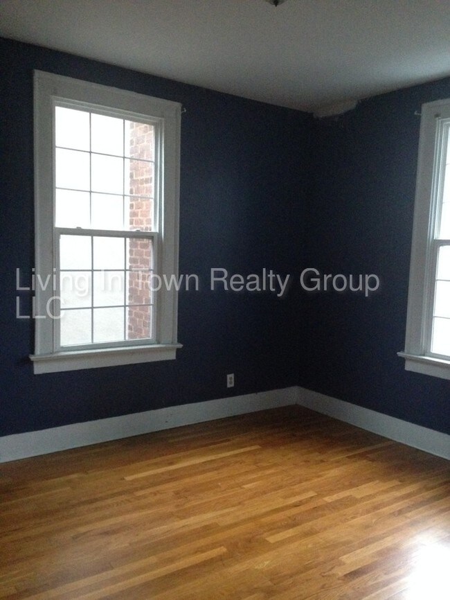 Foto del edificio - 121 8th St NE