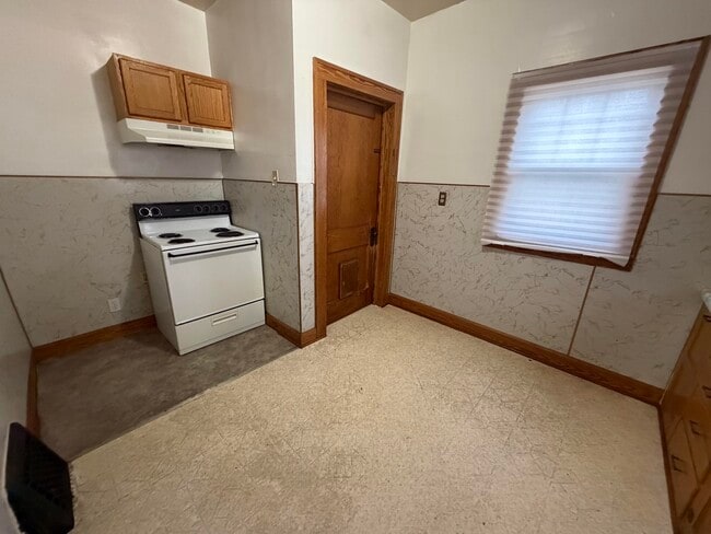 Foto del edificio - 1121 Bowman-N