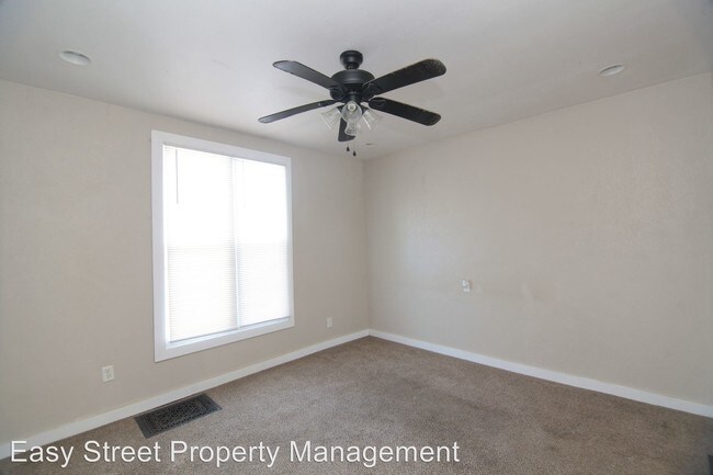 Foto del edificio - 5 br, 2 bath House - 911 Kirkwood Blvd