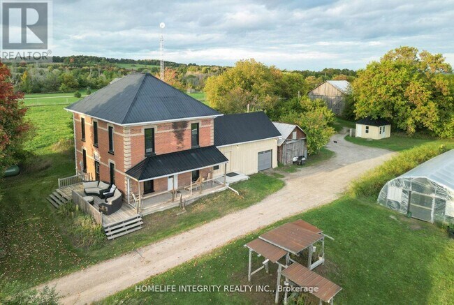 Photo du bâtiment - 995305 Mono Adjala Townline