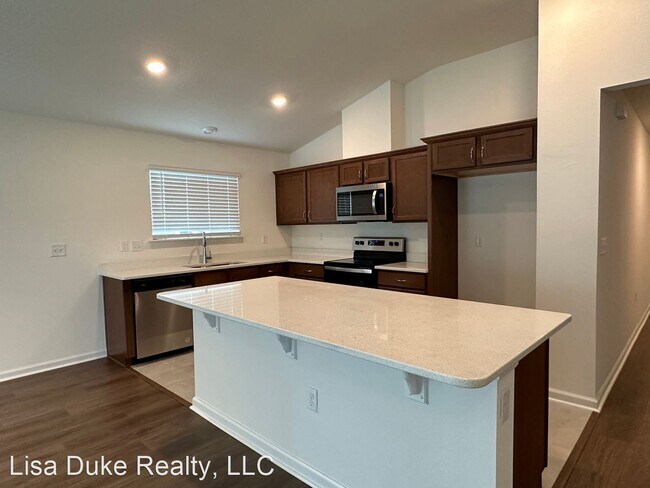Building Photo - 3 br, 2 bath House - 481 Red Dahlia Lane