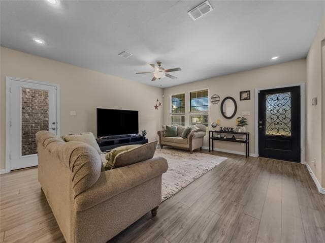 Building Photo - 2745 Acadia Dr