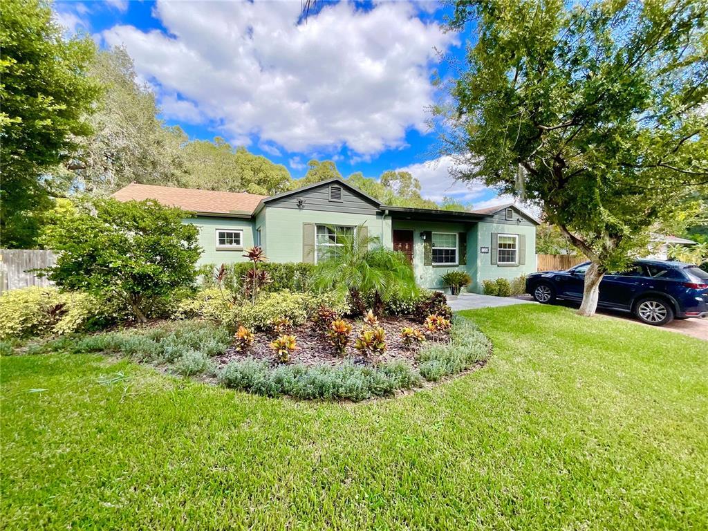 Foto principal - 1106 E Chelsea St