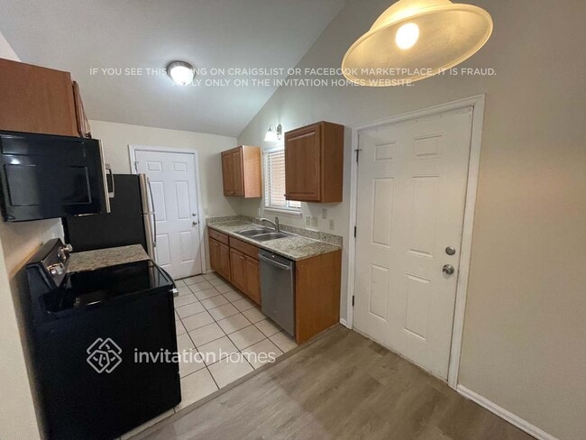 Building Photo - 19382 E Buchanan Pl