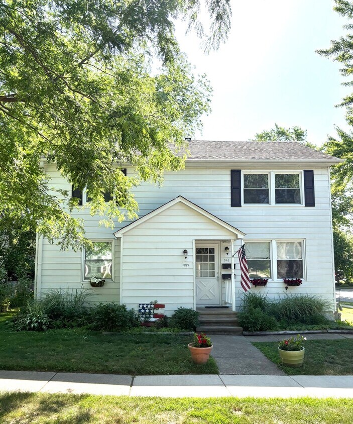 Foto principal - 539 S 2nd St