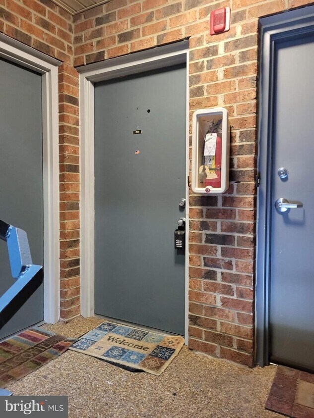 18130 Chalet Dr Unit 8202, Germantown, MD 20874 Room for Rent in Germantown, MD