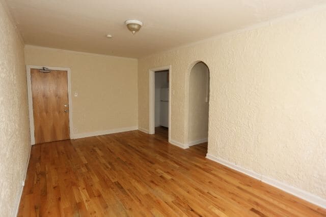 Building Photo - 562 W Arlington Pl