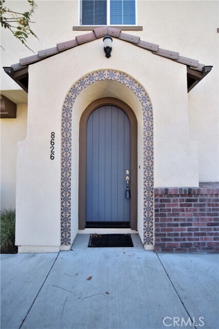 Building Photo - 8626 Stoneside Dr