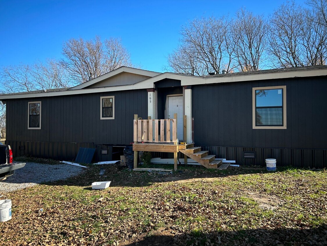 Primary Photo - 4 Bedroom 2 Bath