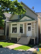 Building Photo - 2914 N Richmond St
