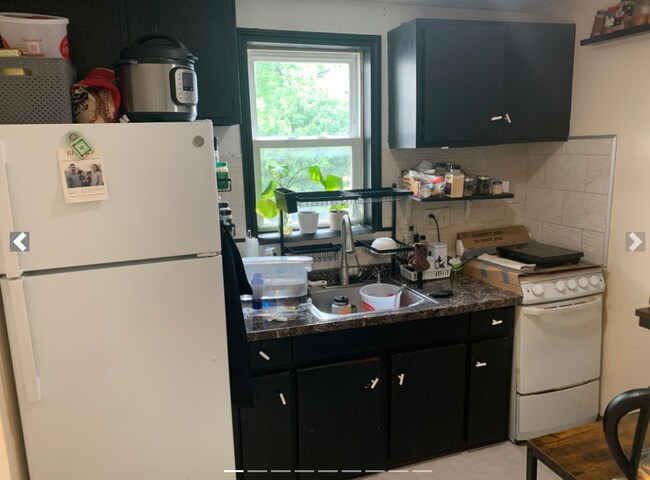 Building Photo - 178 Brighton Ave