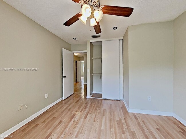 Building Photo - 4 br, 2 bath House - 15901 NW 5th St