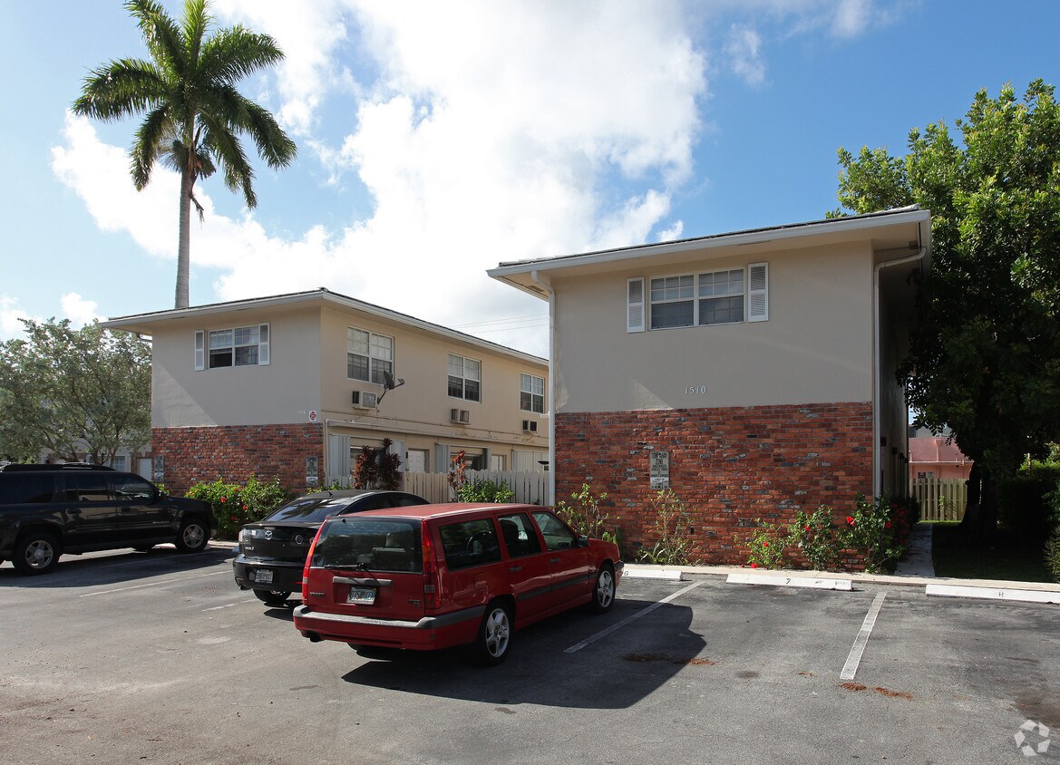 Building Photo - North Fifty Apartments