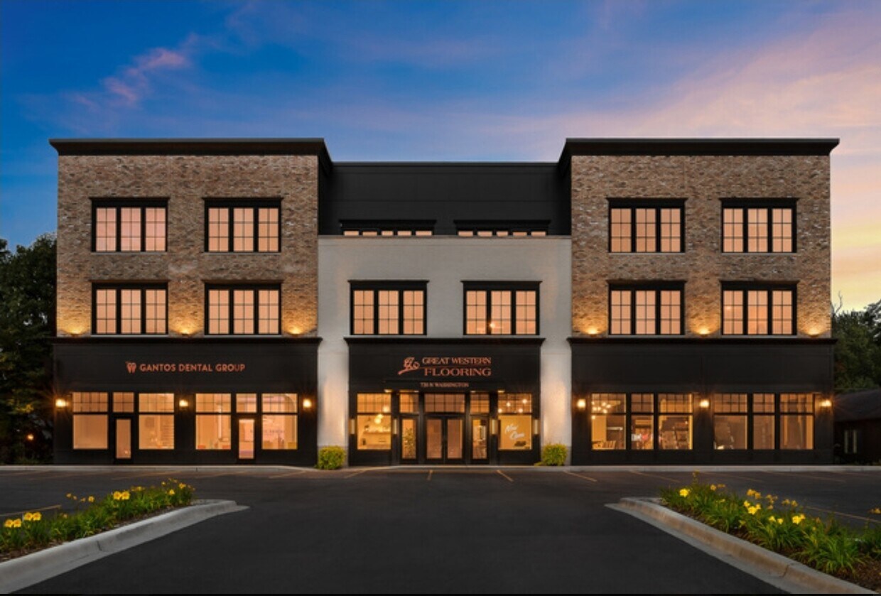 Foto principal - 720 N Washington St