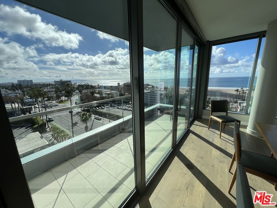 Foto principal - 1755 Ocean Ave