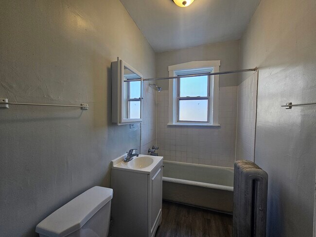 Foto del edificio - 4829 N Springfield Ave