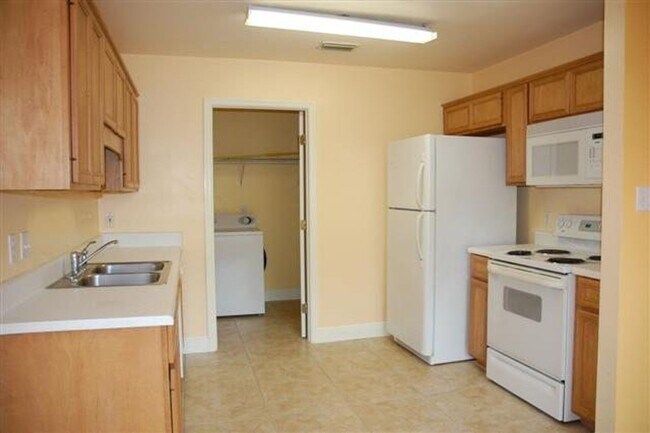 Foto del edificio - 2340 Havenbrook Ct