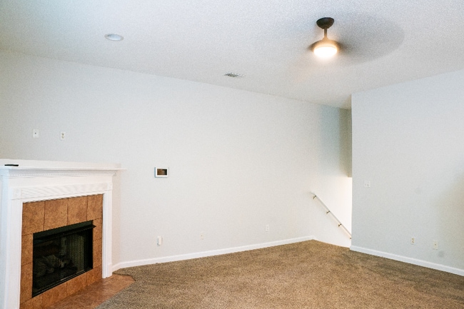 Building Photo - 29 Orchid Ln