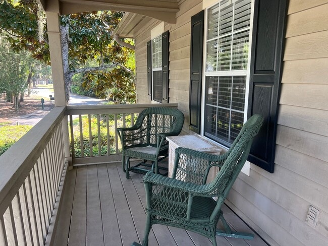 Building Photo - Lovely Condo in Shipyard with a Garage