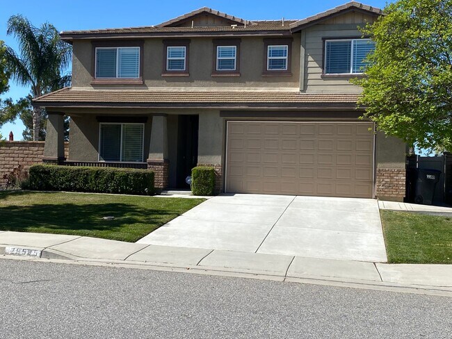 Building Photo - Executive Pool Home in Menifee - AVAILABLE!