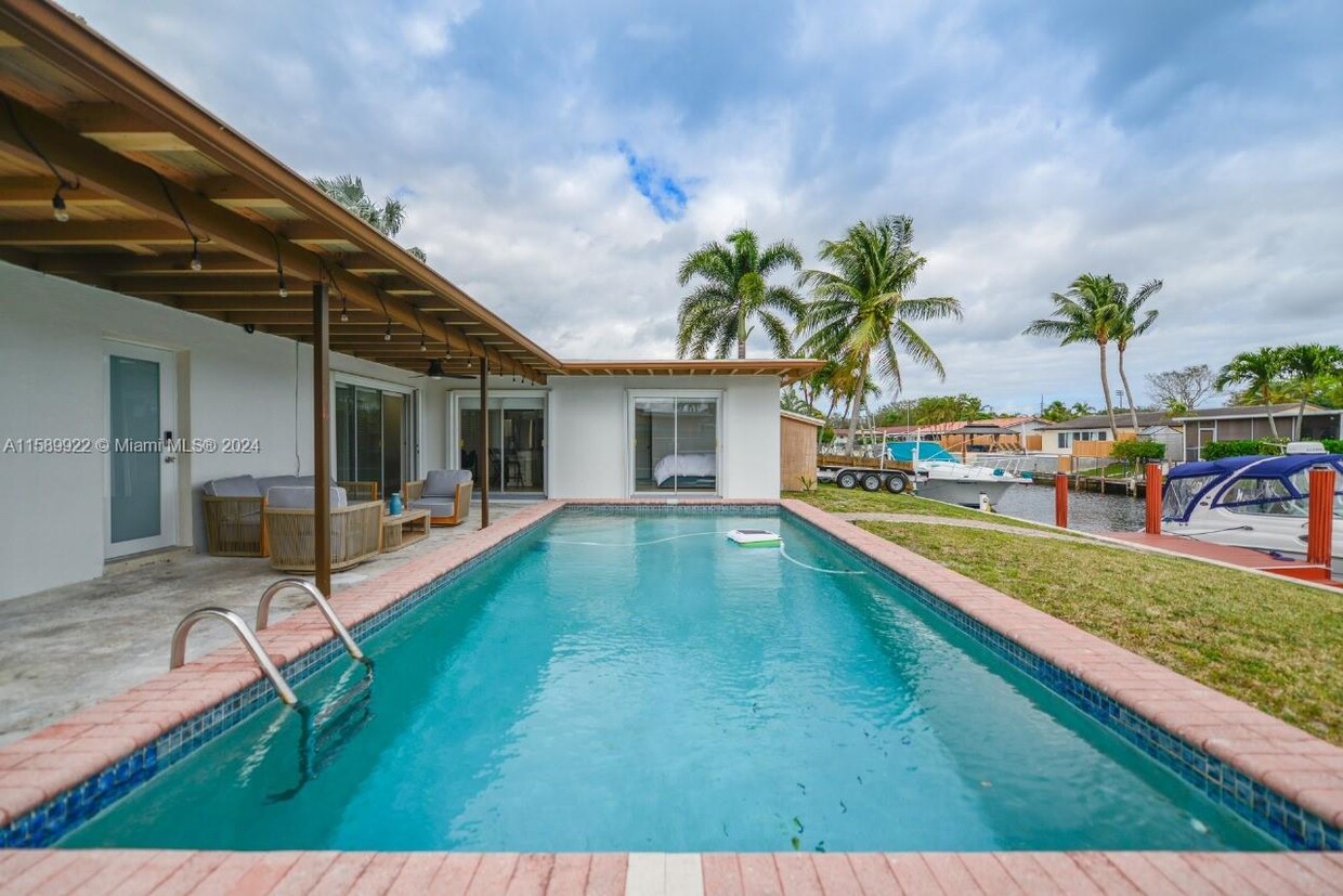 Foto principal - 1380 SW 56th Ave