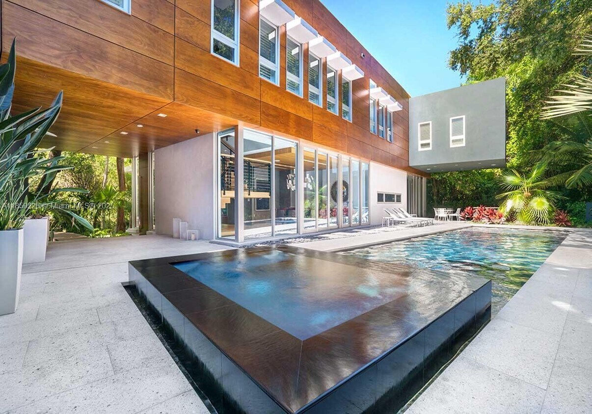 Foto principal - 3503 Banyan Cir