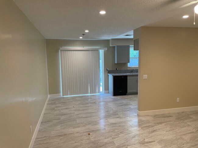 DINING ROOM - 32150 Aurora Vista Rd