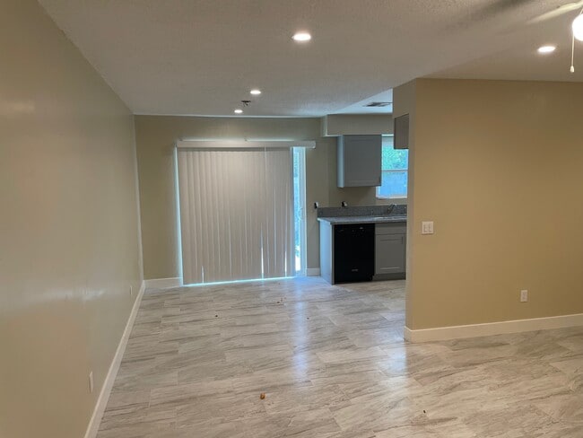 DINING ROOM - 32150 Aurora Vista Rd