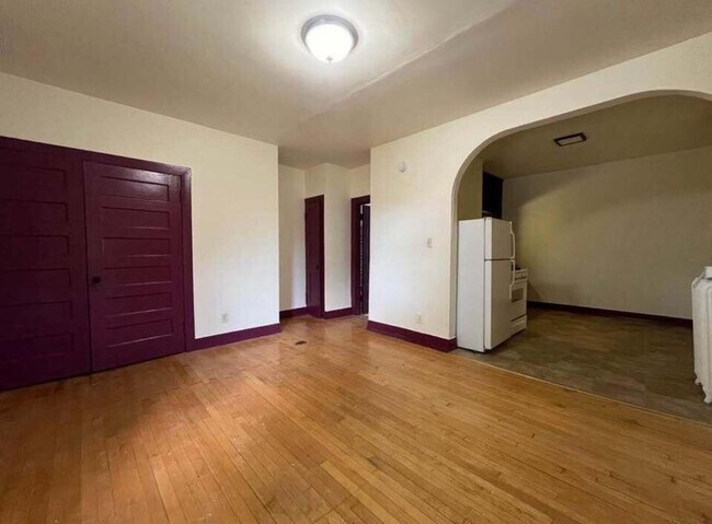 Foto del edificio - 3034 W State St