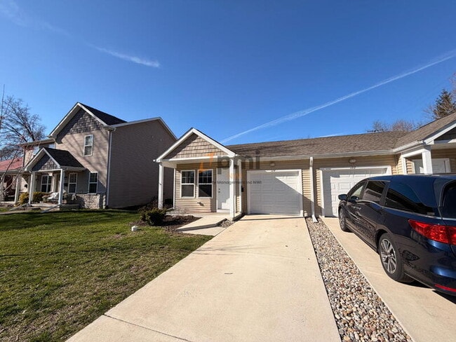 Building Photo - 122 - 124 Park Ave