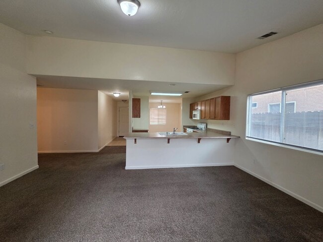 Building Photo - 11805 Holabird Ave