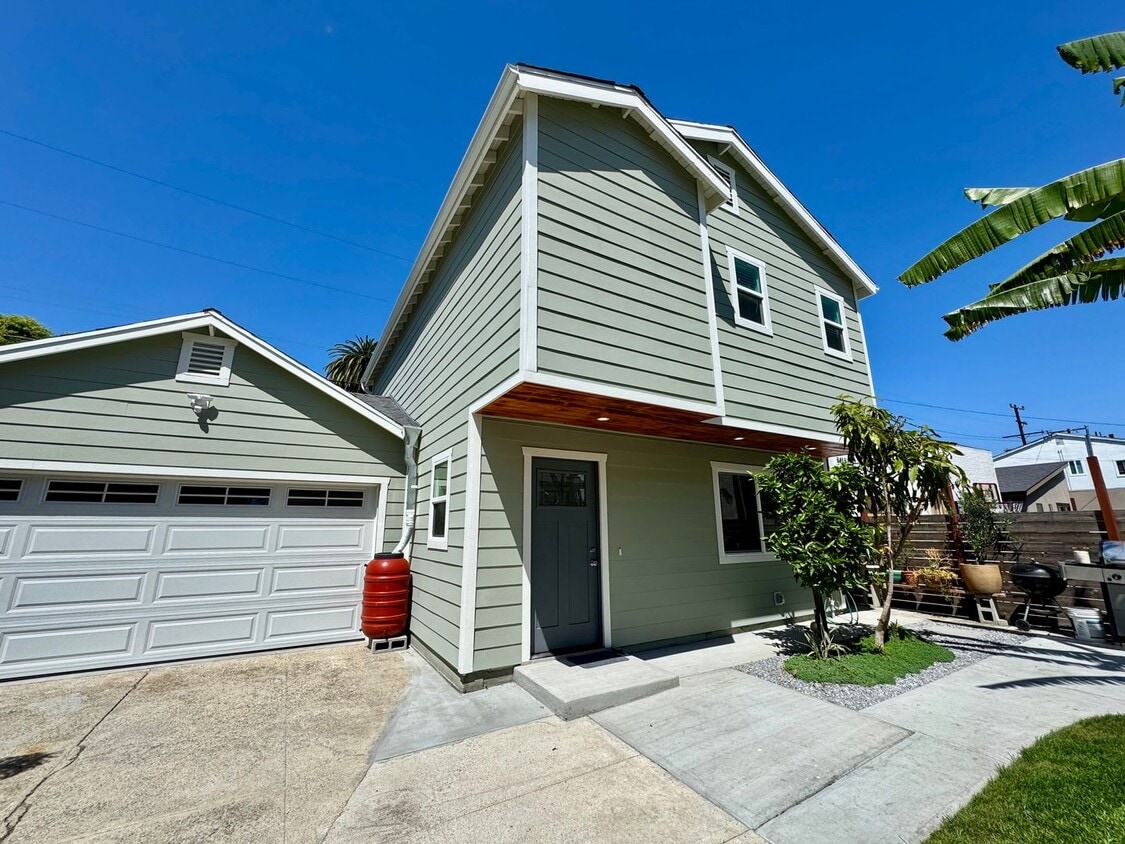 Primary Photo - All New Large Home like ADU in the Culver ...