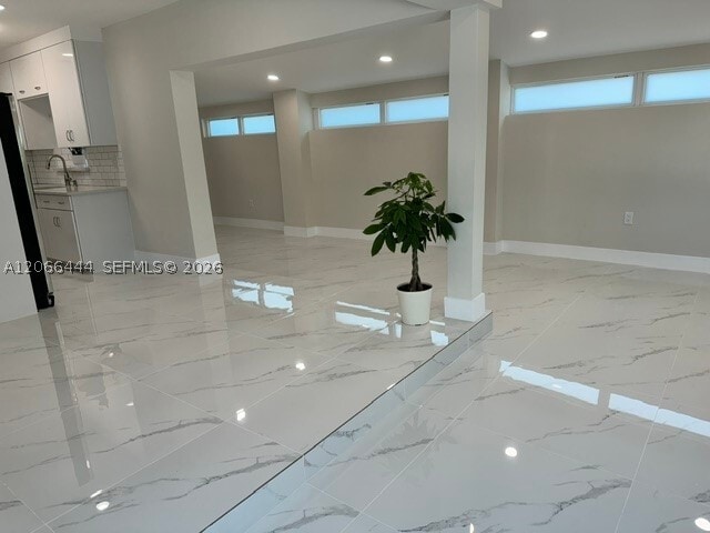 Foto del edificio - 1140 NE 183rd St