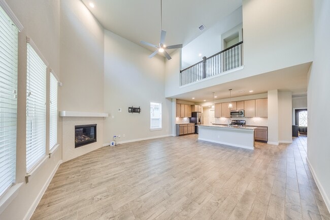 Foto del edificio - 15630 Countesswells Dr