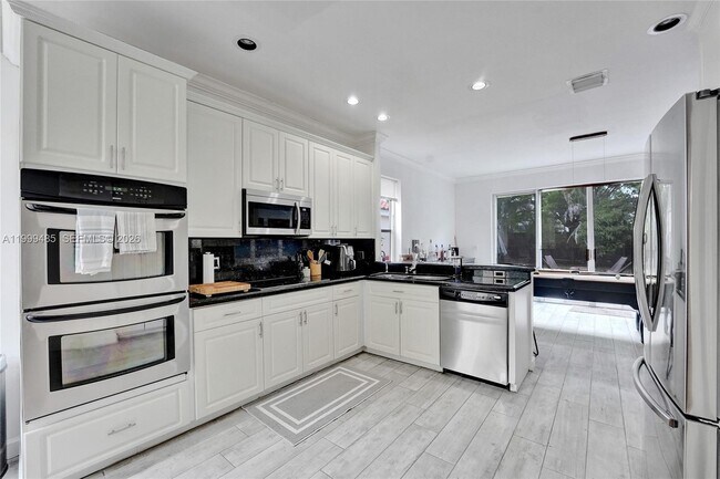 Foto del edificio - 2508 Cardaman Ave
