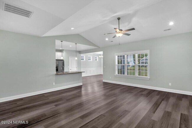 Building Photo - 182 Twining Rose Ln