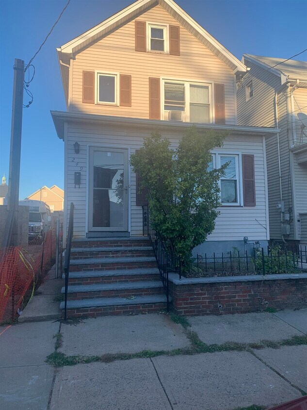 249 Marshall St Unit 1, Elizabeth, NJ 07206 Condo for Rent in