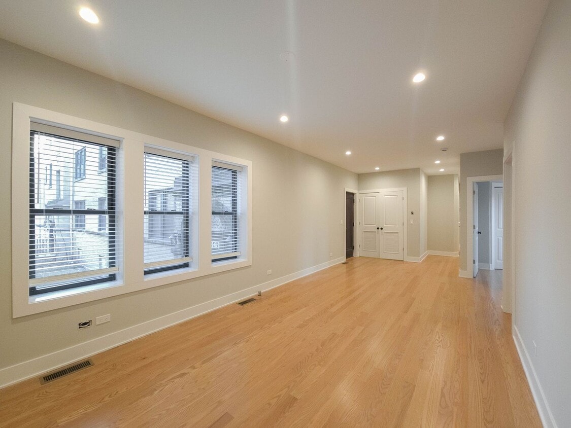 Foto del edificio - 4913 N Hermitage Ave