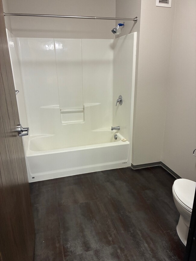 Building Photo - Presentation Heights