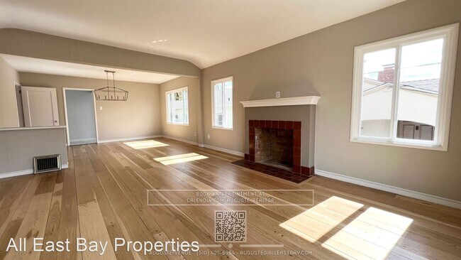 Building Photo - 3 br, 1.5 bath House - 234 San Carlos Avenue