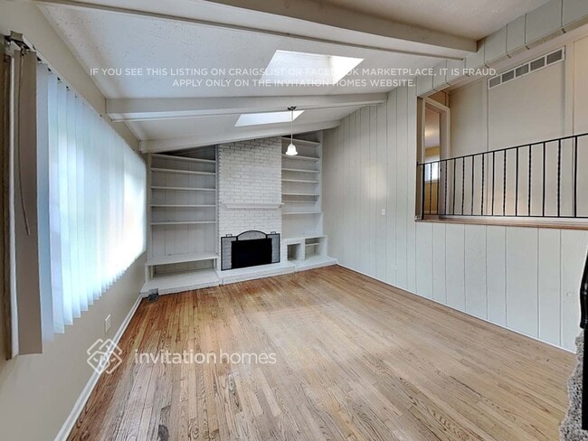 Foto del edificio - 144 E Drummond Ave