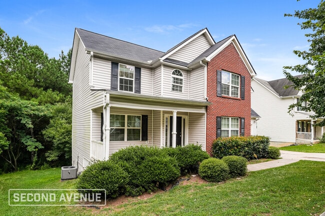 Building Photo - 3748 White Pine Rd