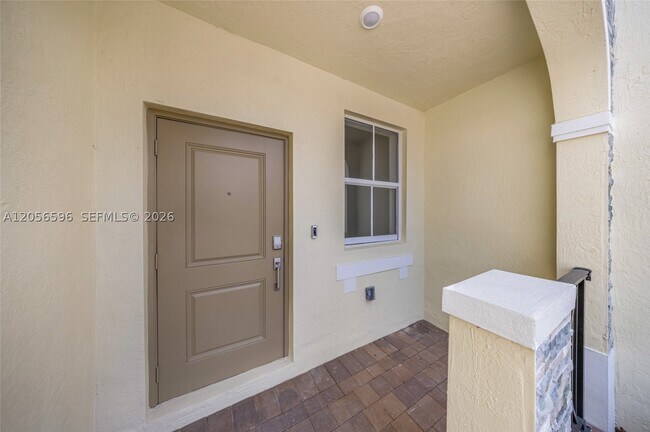 Foto del edificio - 2567 SE 25th Ter
