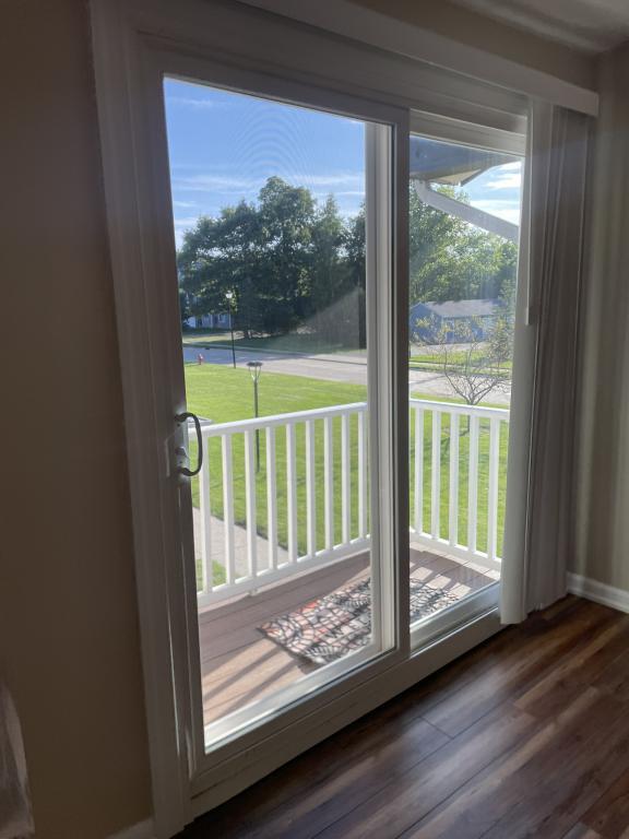 Foto del edificio - 8982 Portage Pointe Dr