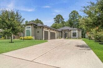 Building Photo - 91 Wyndemere Dr