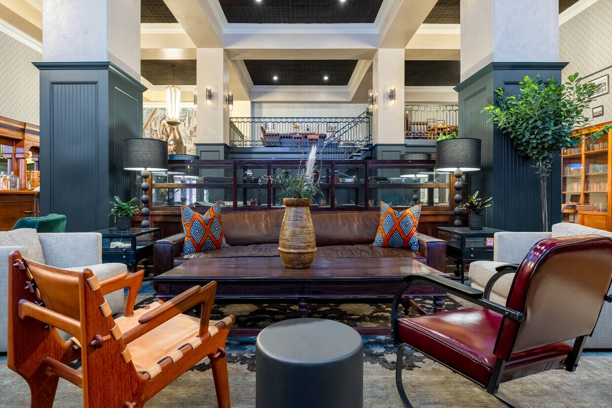 Kaufmann's Apartments at 434 5th Ave Pittsburgh, PA